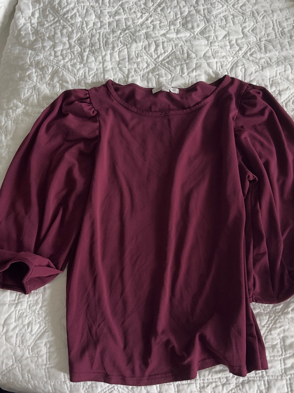 Womens Puff Sleeve Top - Burgundy